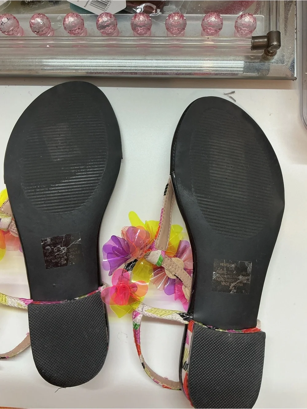 Betsey Johnson Hensly Neon Jelly Flower T-Strap Sandals Black Patent size 8